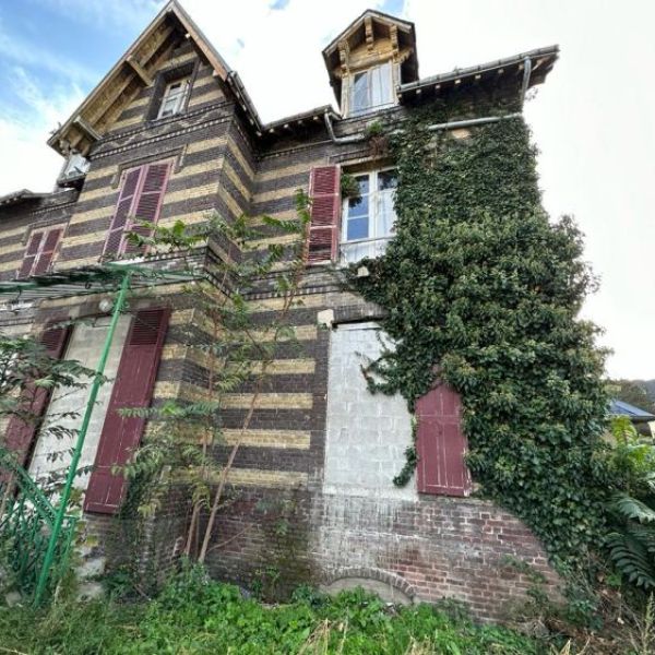 
MAISON A RENOVER EN TOTALITÉ - GRAND COURONNE
