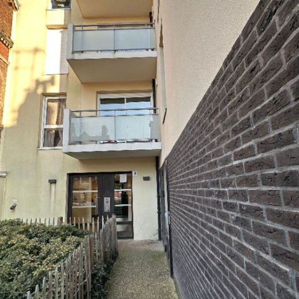 
T2 AVEC PARKING ET BALCON - LE PETIT QUEVILLY
