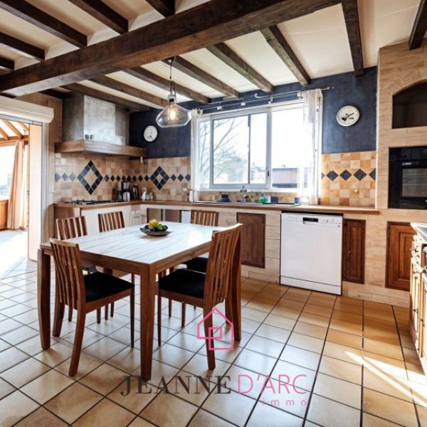 
Maison familiale - Campagne - Mauquenchy
