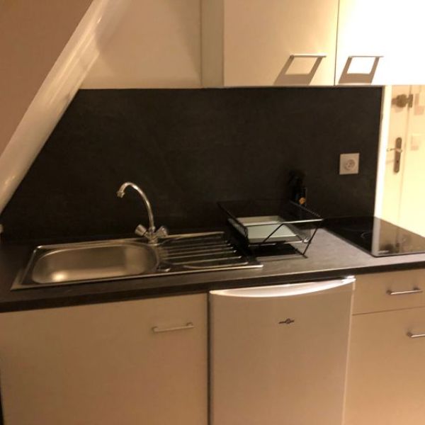 
APPARTEMENT T1 MEUBLÉ SAINT ETIENNE DU ROUVRAY
