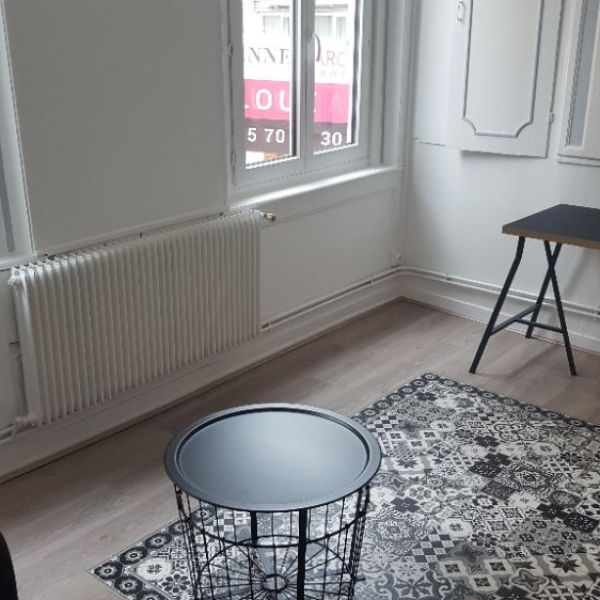 
APPARTEMENT  T2 MEUBLÉ - 38M² - HYPER CENTRE
