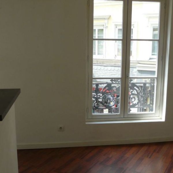 
APPARTEMENT DE TYPE 2 RUE CAUCHOISE.
