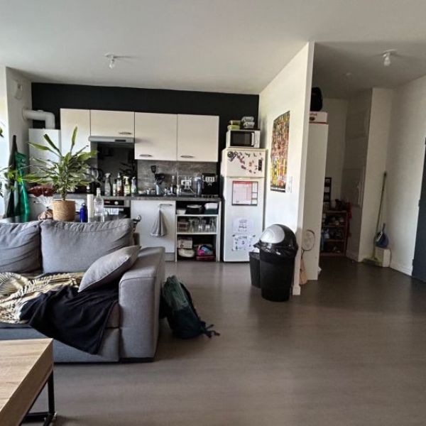 
APPARTEMENT T2 48M² - BONSECOURS
