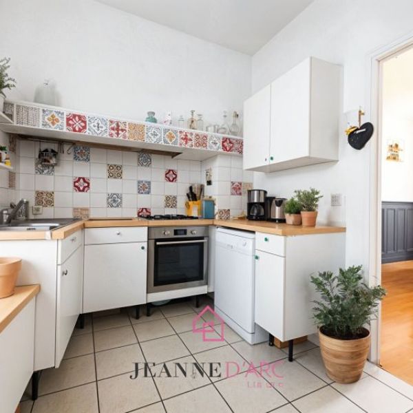
Belle maison de famille de 200M2 - 6 chambres - Centre ville/Gare
