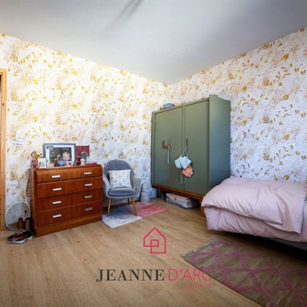 
Belle maison de famille de 200M2 - 6 chambres - Centre ville/Gare
