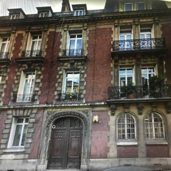 
APPARTEMENT T1 BIS MEUBLÉ HOTEL DE VILLE

