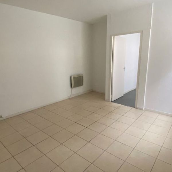 
LOCAL COMMERCIAL -  53M2 - PROXIMITE SAINT-SEVER
