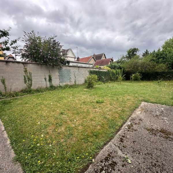
Jardin des Plantes - Grande maison familiale avec garage et jardin et garages
