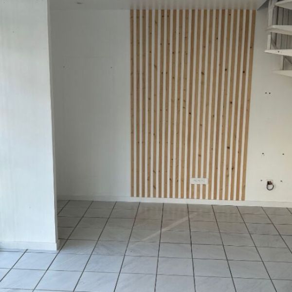 
local commercial de 20,6 M² MESNIL ESNARD
