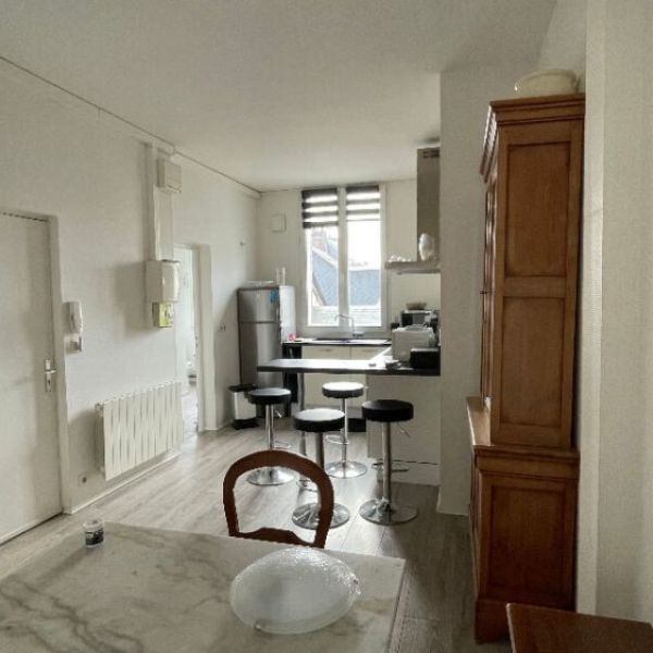 
APPARTEMENT DE TYPE 2 BIS MEUBLÉ R0UEN CAUCHOISE - PREFECTURE
