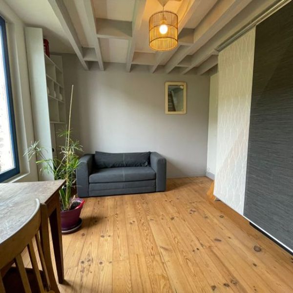 
MAISON DE VILLE AVEC JARDIN
