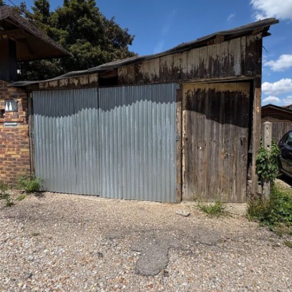 
GARAGE + JARDIN - Deville Les Rouen
