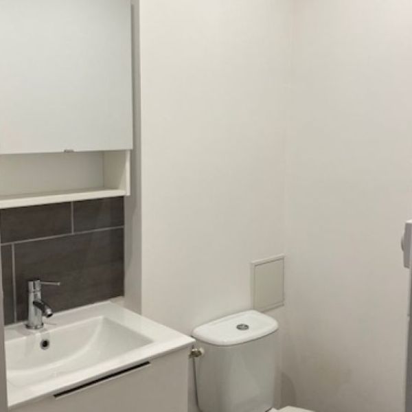 
APPARTEMENT DE TYPE 2 MEUBLE - 38 M² - ROUEN GAUCHE
