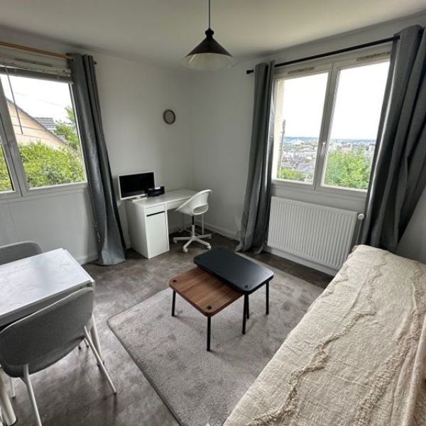 
JOLI APPARTEMENT REFAIT À NEUF AU CALME, SÉCURITÉ ET TOUT INCLUS !
