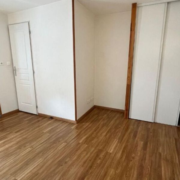 
STUDIO NON MEUBLÉ DE 17M² - QUARTIER GARE !
