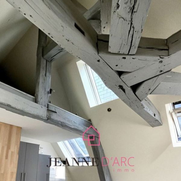 
Charmant studio Hyper Centre, quartier Beauvoisine + local de stockage
