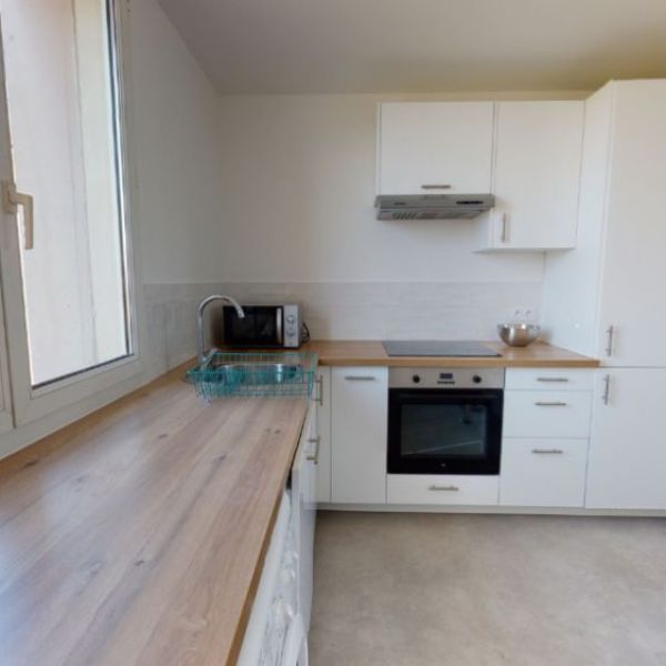 
APPARTEMENT 3 CHAMBRES MEUBLÉES LE PETIT QUEVILLY
