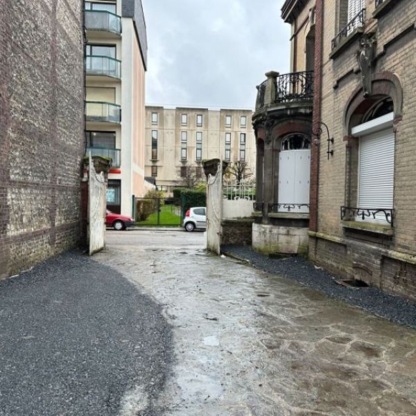 
Parking extèrieur St Sever 76100 rouen
