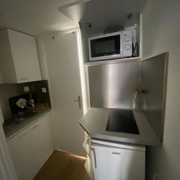 
APPARTEMENT 1 PIECE MEUBLE  - PLACE DU VIEUX MARCHE
