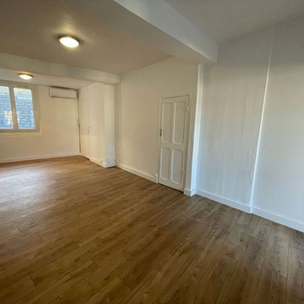 
APPARTEMENT TYPE 3 ROUEN CENTRE PLACE PUCELLE REF 6045
