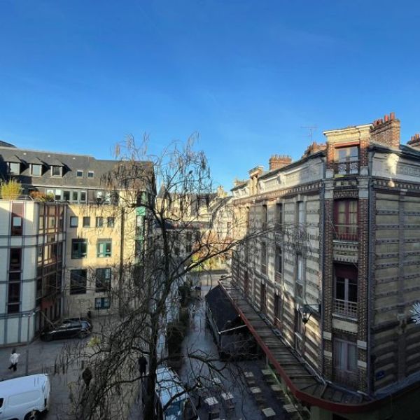 
APPARTEMENT TYPE 3 ROUEN CENTRE PLACE PUCELLE REF 6045
