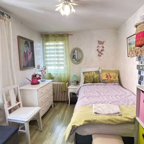 
Ensemble immobilier avec atelier d'artiste à une heure de Rouen
