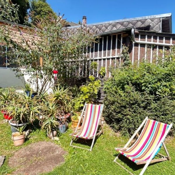 
Ensemble immobilier avec atelier d'artiste à une heure de Rouen
