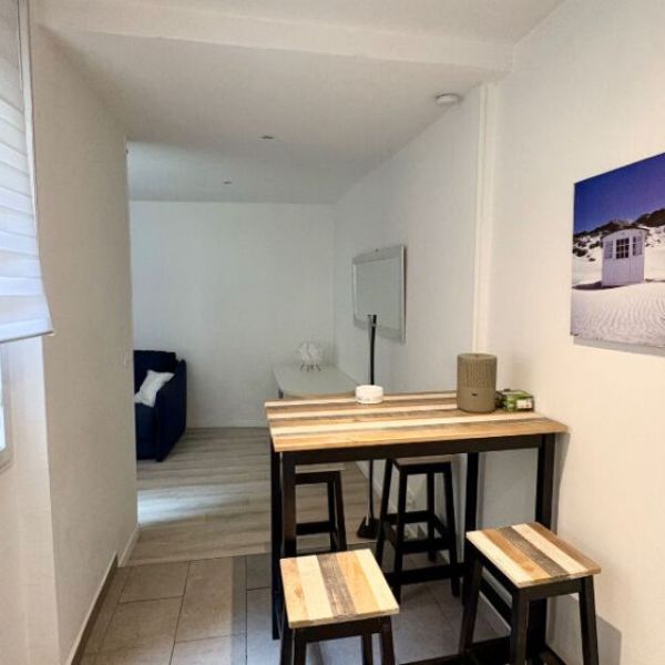 Appartement  1 pièce(s) 26 m2 sur cour - CLÉ EN MAIN.