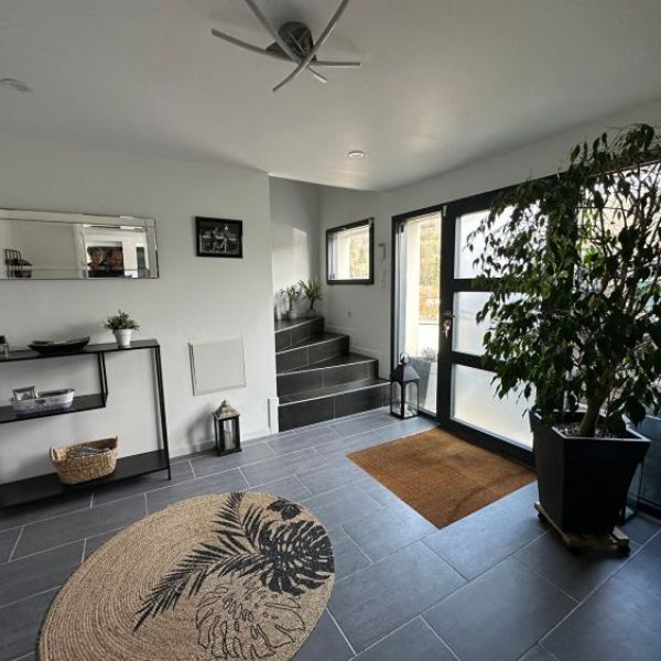 
MAISON MODERNE - ST MARTIN DU VIVIER
