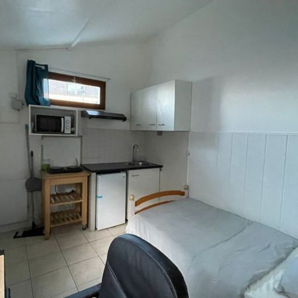 
STUDIO MEUBLÉ AVEC TERRASSE ROUEN / BOIS GUILLAUME  REF 6096
