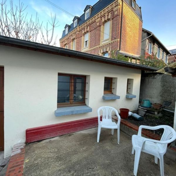 
STUDIO MEUBLÉ AVEC TERRASSE ROUEN / BOIS GUILLAUME  REF 6096
