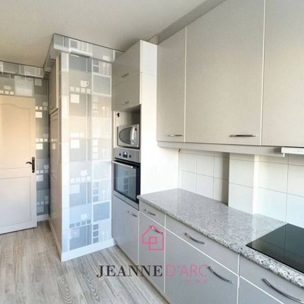 
Appartement T4 avec balcon, Bihorel Plateau
