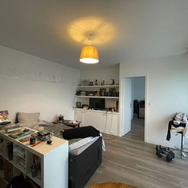 
APPARTEMENT T2 AVEC TERRASSE / PARKING - MONT SAINT AIGNAN - REF 6102
