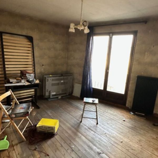 
Maison spacieuse à vendre à Canteleu - 4 chambres ! (Travaux à prévoir)
