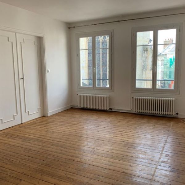 
APPARTEMENT DE TYPE 3 - MUSÉE DES BEAUX ARTS - 64 M² -  REF 4316
