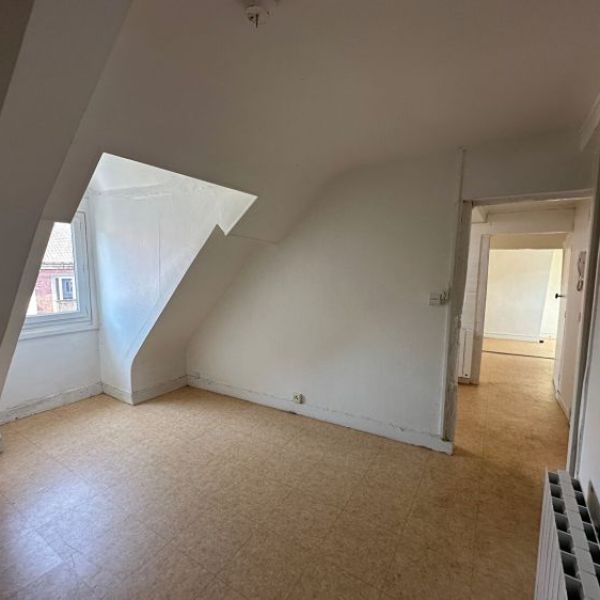 
T1 A RAFRAICHIR - ROUEN ST SEVER / EMMURÉES
