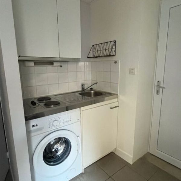 
APPARTEMENT STUDIO MEUBLÉ ROUEN CAUCHOISE - PREFECTURE - REF 3083
