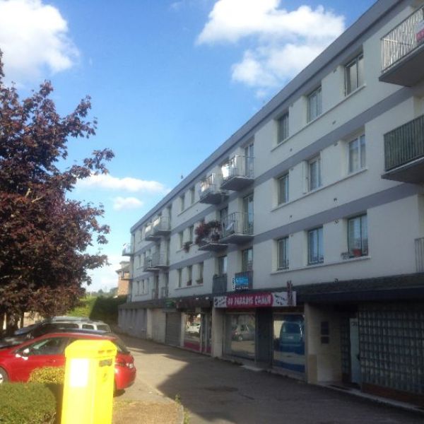 
APPARTEMENT T3 - 60M2 - MOULINEAUX - REF 3255
