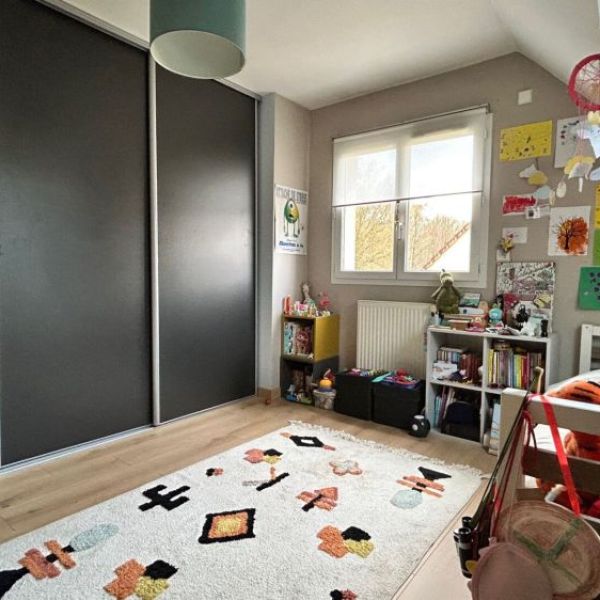 
MAISON DE TYPE 6  - 170 M² - DARNÉTAL  REF  6138
