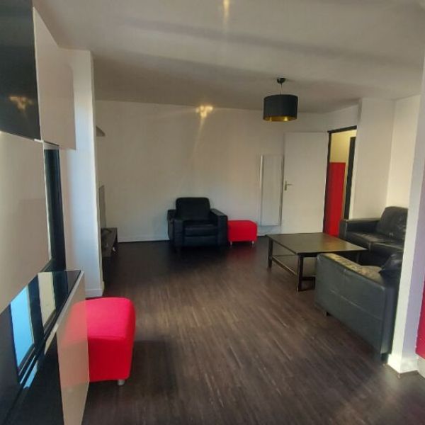 
APPARTEMENT DE TYPE 2 MEUBLÉ - 52 M² - ROUEN HOTEL DE VILLE - REF 4788
