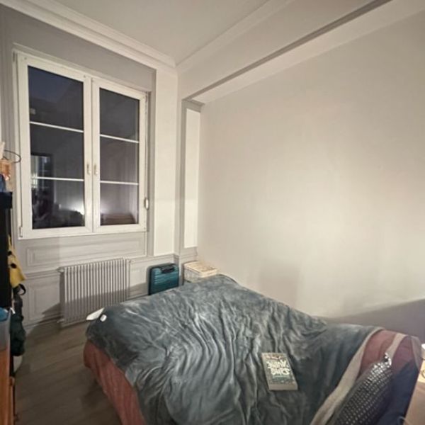 
APPARTEMENT T2 - QUARTIER BEAUVOISINE -
