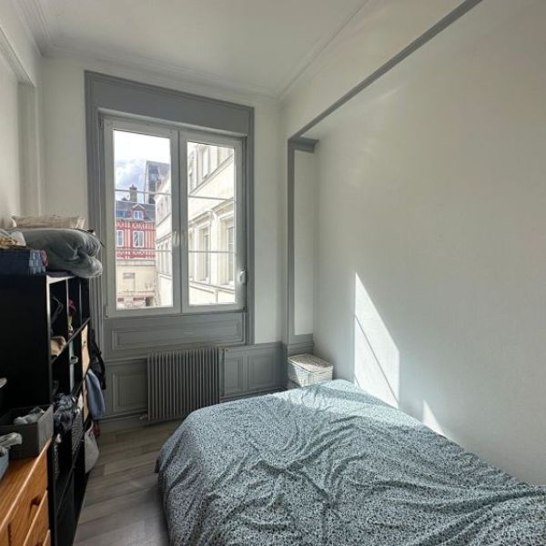 
APPARTEMENT T2 - QUARTIER BEAUVOISINE -
