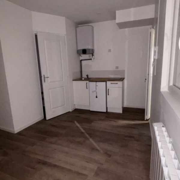 
Appartement  T1 en centre-ville  ROUEN - 15.70 m2 - REF  6037
