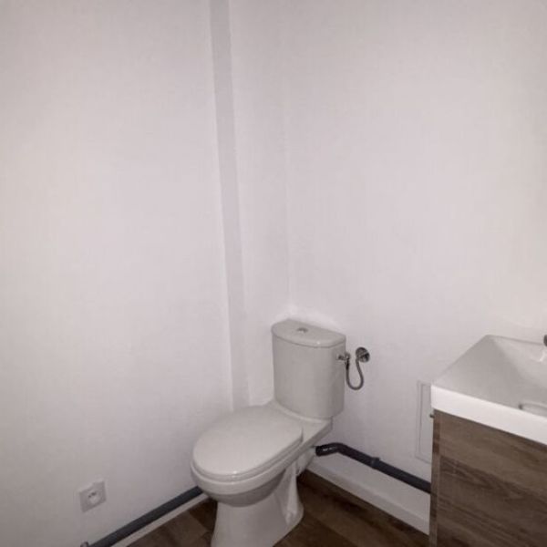 
Appartement  T1 en centre-ville  ROUEN - 15.70 m2 - REF  6037
