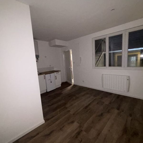 
Appartement  T1 en centre-ville  ROUEN - 15.70 m2 - REF  6037
