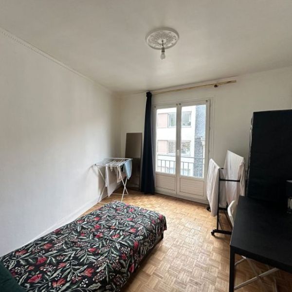 
APPARTEMENT DE TYPE 4 - ROUEN PLACE HENRI 4
