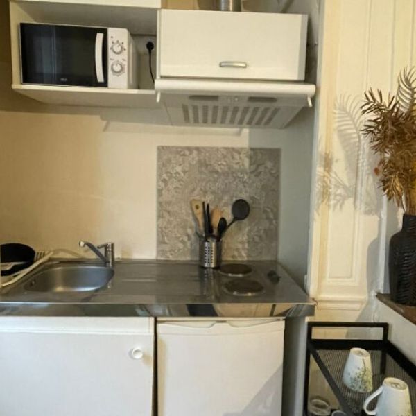 
APPARTEMENT T1 MEUBLÉ SECTEUR HOTEL DE VILLE
