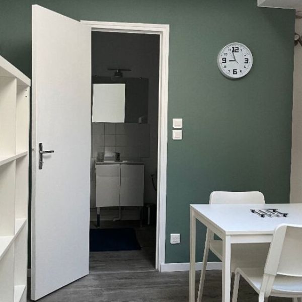 
STUDIO MEUBLE  - QUARTIER GARE
