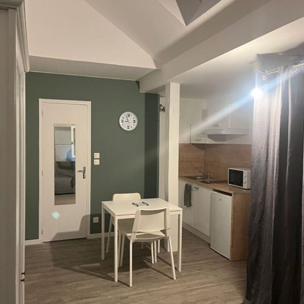 
STUDIO MEUBLE  - QUARTIER GARE
