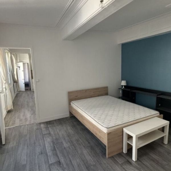 
APPARTEMENT TYPE 2 - ROUEN DROITE- SQUARE VERDREL / HOTEL DE VILLE - 43 M² AVEC PARKING - ref 6172
